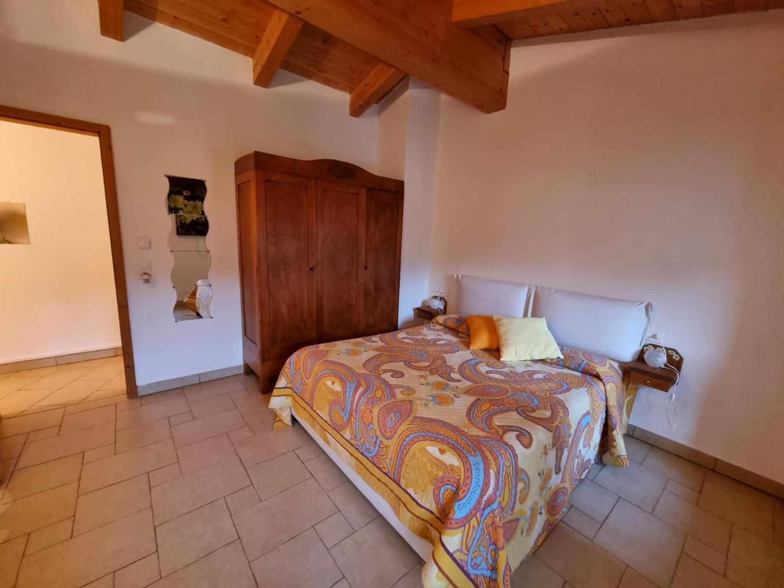 Monteggio La Nave B&B חדר תמונה